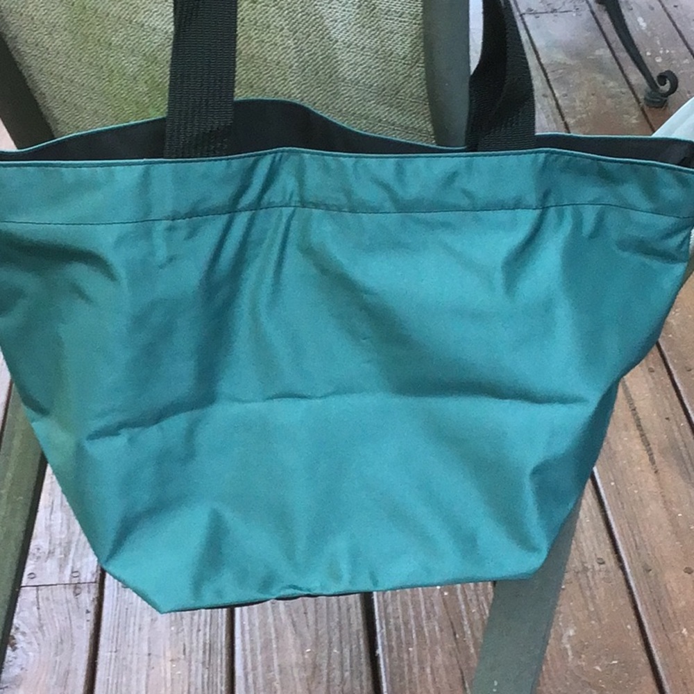 Herve Chapelier large shopper tote. N.W.T., the size seems more like a medium.